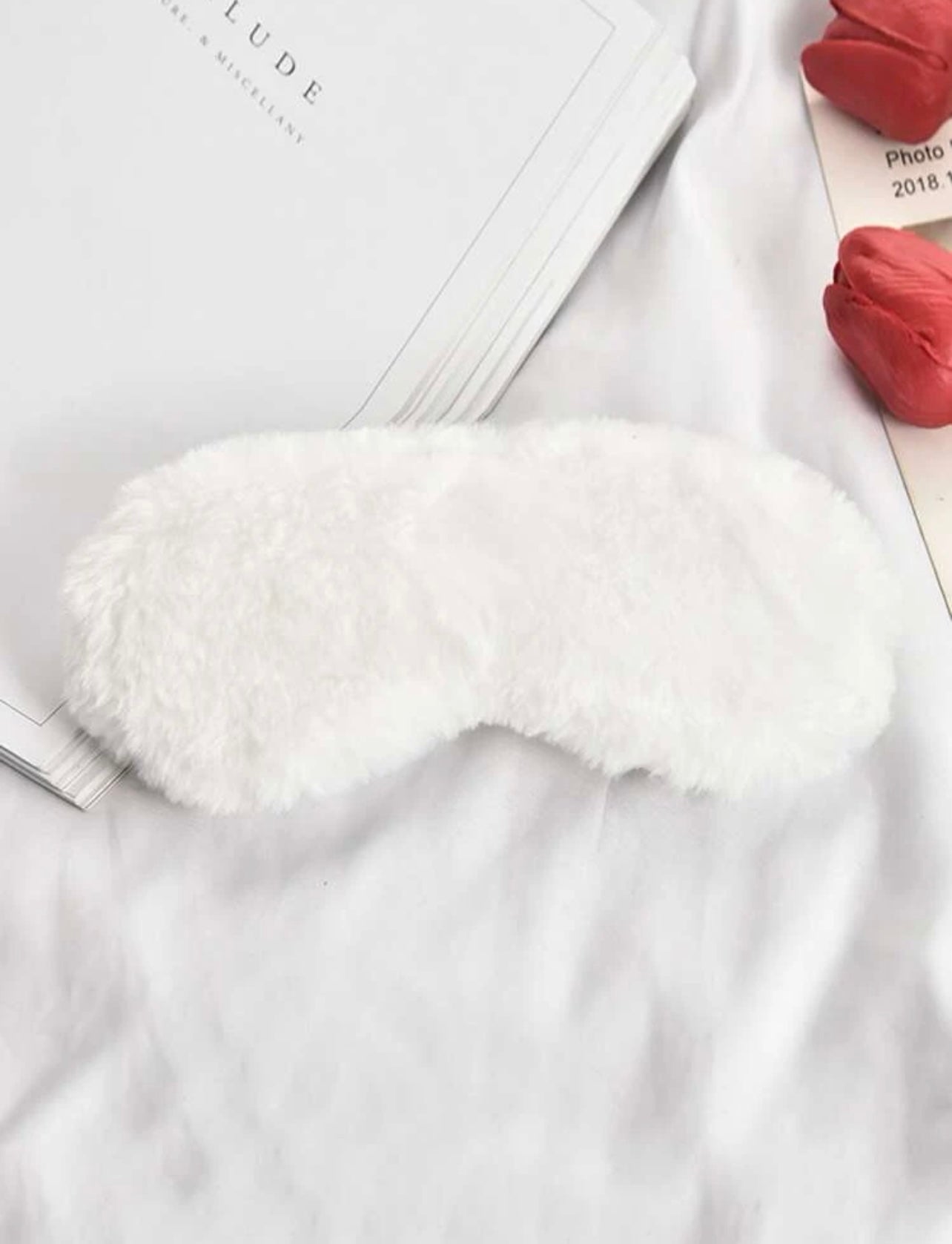 Masque de Nuit Fluffy blanc